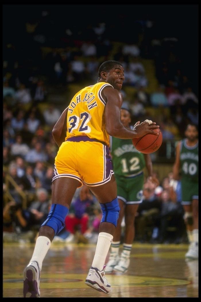 近10年最好的10位球员：东契奇都落选，前六均有FMVP，詹姆斯第二